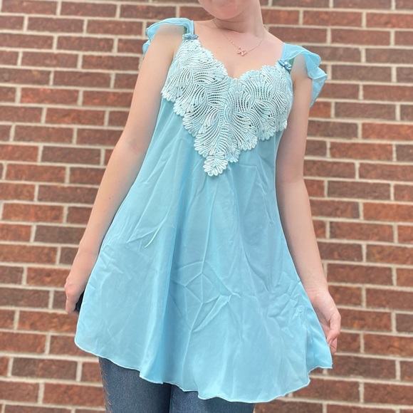 Vintage Dresses & Skirts - Vintage pastel blue heart slip